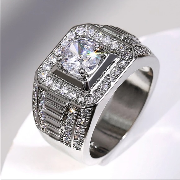 New Unisex 925 Silver Diamond Beautiful Ring - Picture 3 of 6